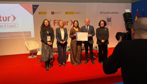 Portada Selva rep a Fitur 2026 el diploma com a Destinació Novel SICTED